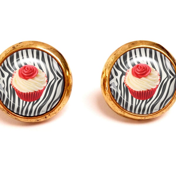 Studs red cup cake cabochon chips on zebra