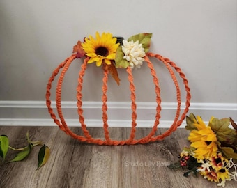 Macrame Pumpkin Wreath, Pumpkin Wall Decor, fall decor, macrame fall decor