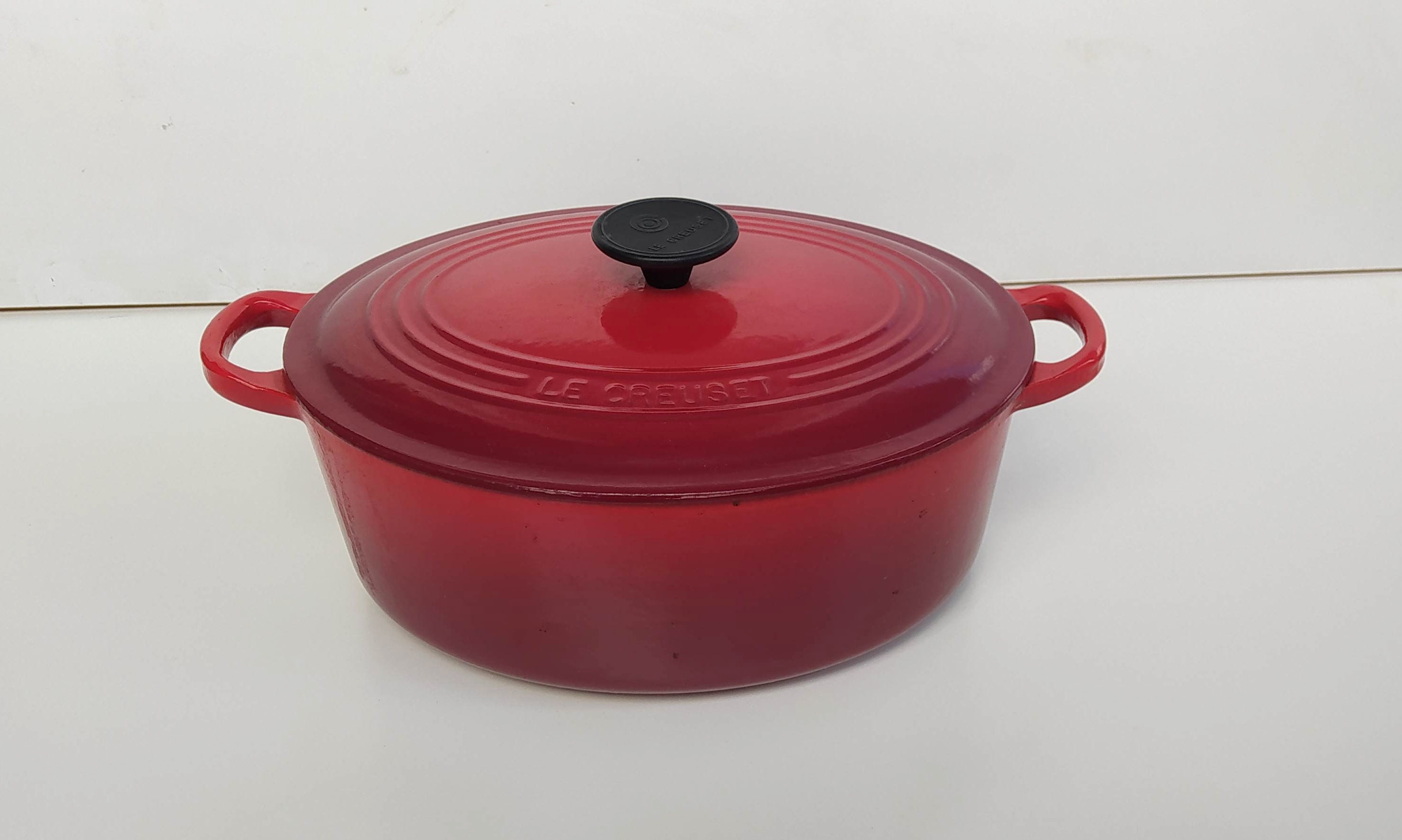 fejl Drejning Kriminel Cocotte Le Creuset in Oval Red Enamelled Cast Iron With Lid - Etsy