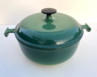 Cast iron casserole dish Le Creuset France green 26 cm diameter / cast iron flat pans France / Holy10 Paris