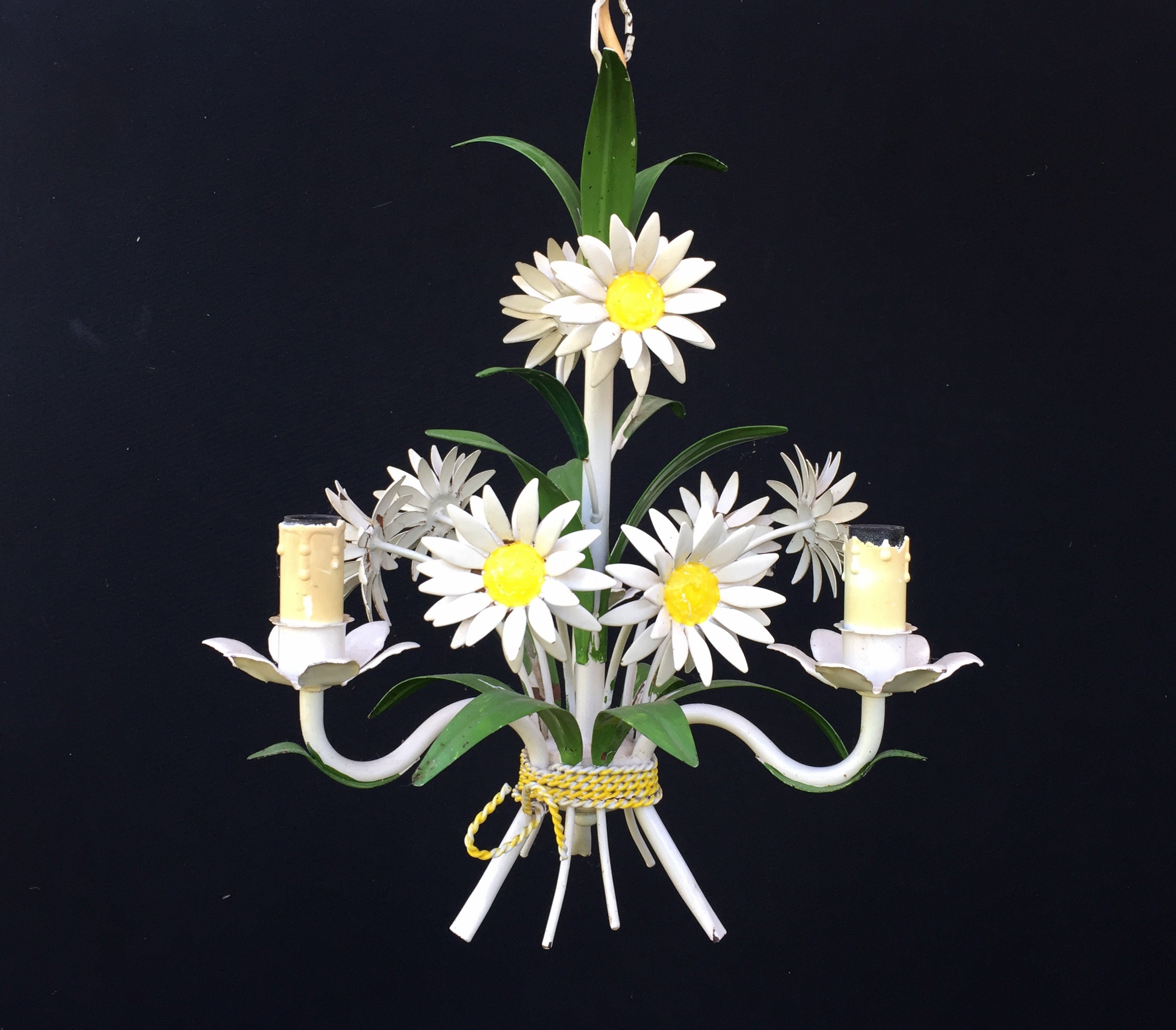 Lustre Italien Tôle Marguerites Vintage Italie/Suspension Métal Bouquet Fleurs Champêtres Midcentury