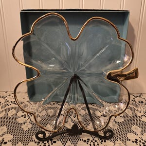 Vintage Shamrock Glass Candy Dish 22k Gold Edging With Original Box / Vintage Lucky Charm Dish / St. Patrick’s Day Good Luck Decor