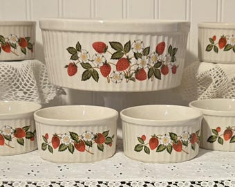 Vintage Sheffield Strawberries 'n Cream Stoneware Strawberry Soufflé Dish and Ramekins