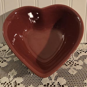 Longaberger Pottery Heart-shaped Woven Traditions Paprika Bowl