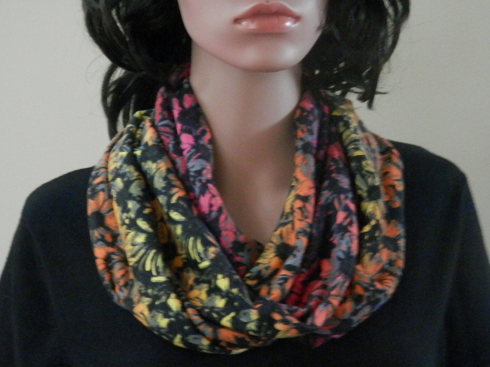 Infinity Scarf Lightweight Soft Cozy Knit Multi Color Daisy Shawl Wrap ...