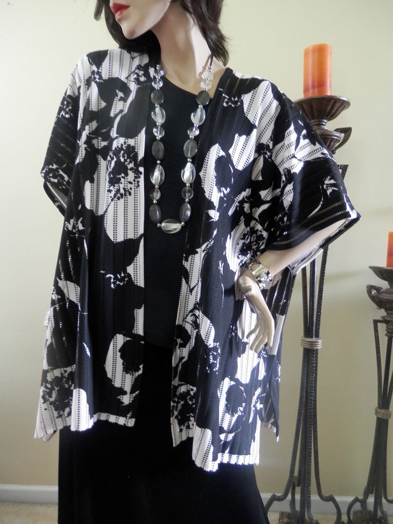 Black & White Kimono Cardigan/boho Kimono/oversize Cover Up/lightweight ...