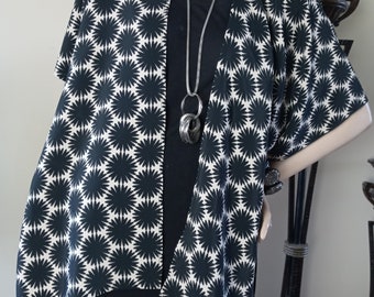 Black & White Sunburst Print Kimono Cardigan/Boho Kimono/Oversize Cover Up/Lightweight Jacket/Cardigan/Plus Sz Wrap/Shawl/Women Cape/Duster