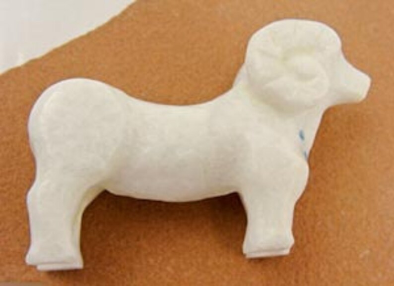 Native American Zuni Delbert Seciwa white Marble Ram Fetish Carving