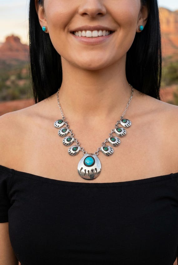 Navajo Sterling Silver Malachite & Turquoise Bear Paw Necklace