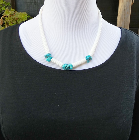 Unisex Vintage Santo Domingo Turquoise Graduated Clam Shell Choker 19 Inch Necklace, Native American Gifted Jewelry, Made In USA
