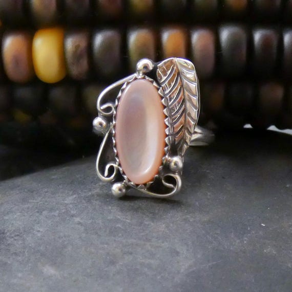 Navajo Sterling Silver Mussel Shell Ring Size 6