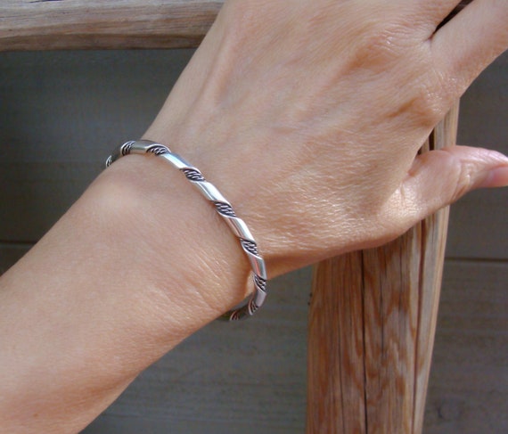 6 Inch Wrist Best Vintage Native American Navajo Purple Agate Sterling Silver Bracelet 6 Inch Wrist Best Vintage Native American Navajo Purple Agate Sterling Silver Bracelet