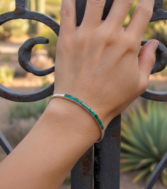 Zuni Silver Malachite Bracelet: Vintage Native American Inlay Cuff