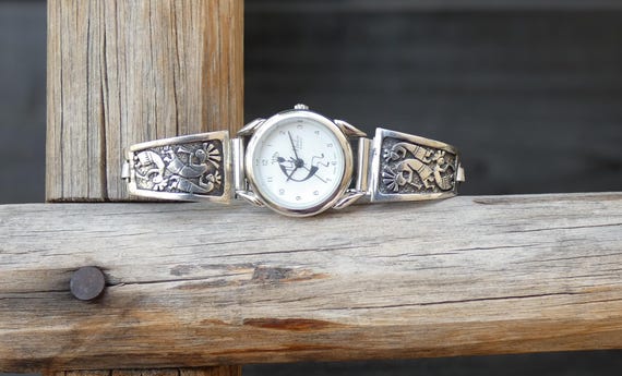 Native American Navajo Women's 925 Sterling Silver Kokopelli Flute Player Watch