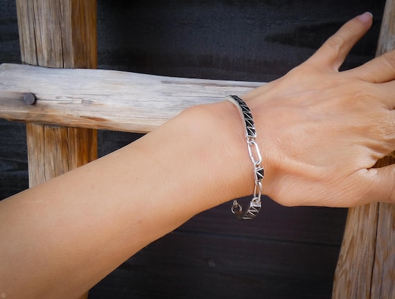 Zuni Sterling Silver Onyx Inlay Link Bracelet, Native American Vintage Jewelry