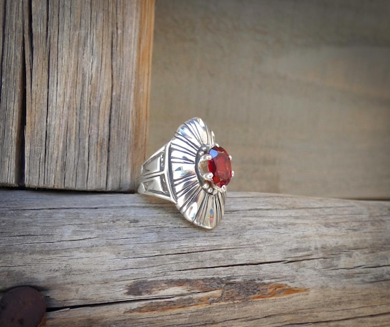 Sterling Silver Garnet Ring: Diamond Cut Design, Size 6.25