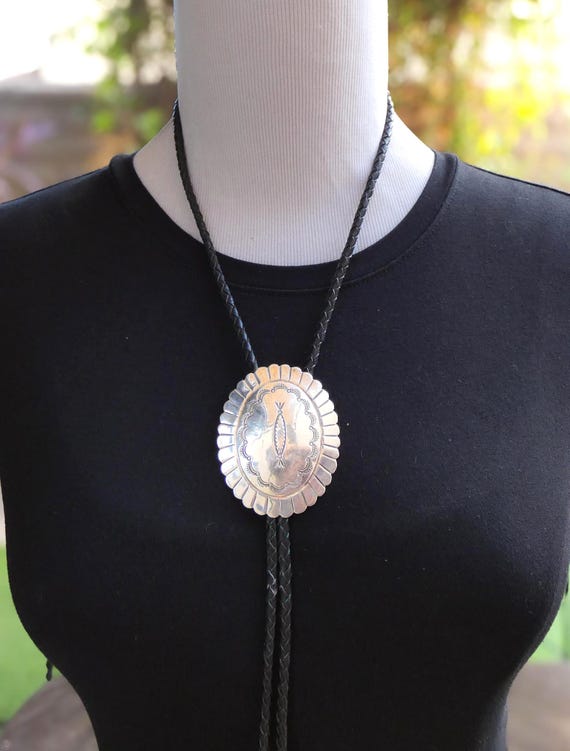 Native American Navajo Vintage Oval Sterling Silver Concho Style Bolo Tie