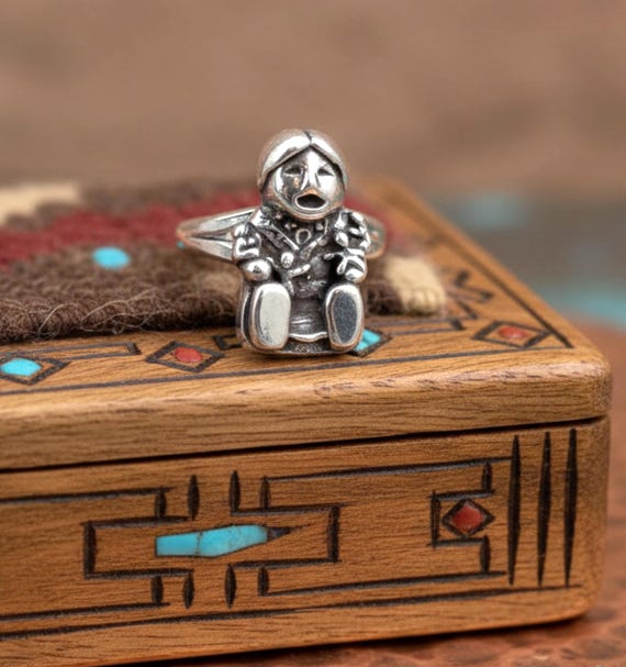Carol Felley Native American Silver Storyteller Ring Size 6.5 & 8