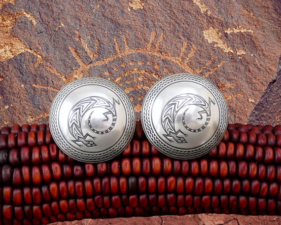 Clip Earrings X Large Silver Navajo 925 Sterling Silver Petroglyph Domed Mimbres Gecko Lizard Concho Clip On Earrings For Mom Gift