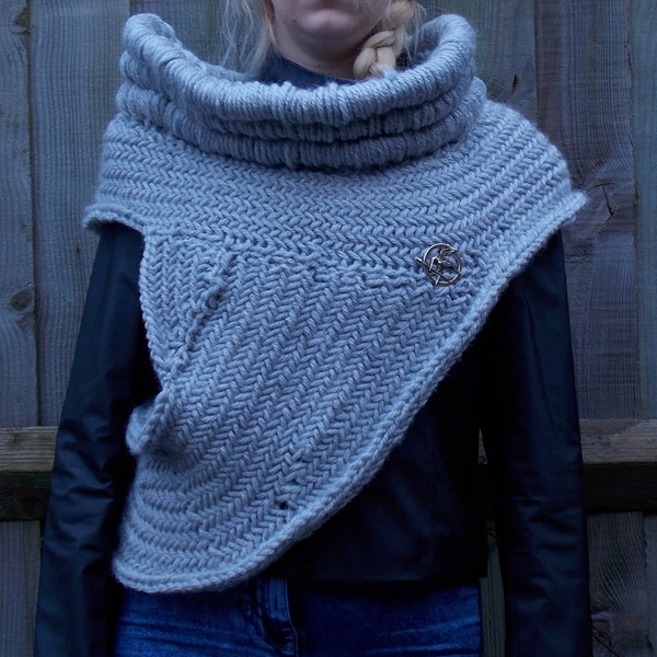 Hand Knitted Huntress Cowl Wrap Wool Blend With Bird Pin