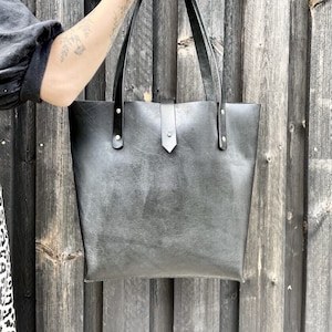 Bolso de mano de cuero bolso de cuero bolso de hombro con bolso comprador de bolsillo bolso de cuero hecho a mano regalo de boda de aniversario minimalista para las mujeres