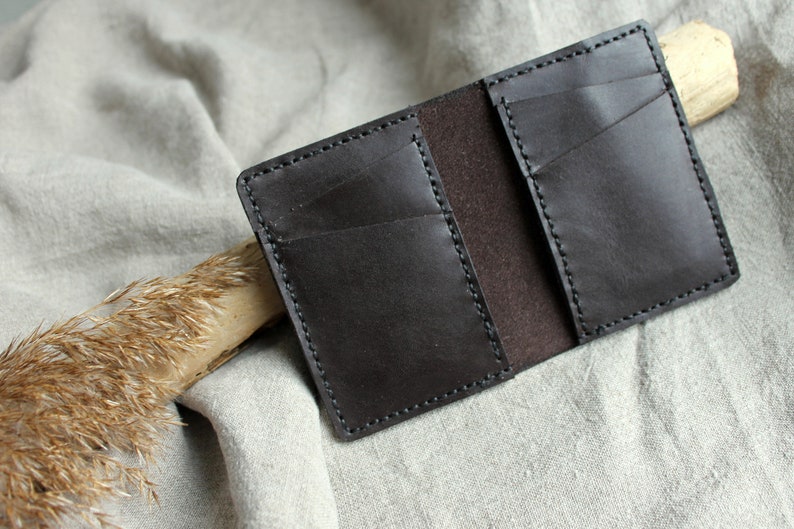 Bifold Leder Brieftasche für Männer Minimalistische Leder Brieftasche, Schlanke Kartenhalter, Kleine Herren Brieftasche, Braune Einfache Brieftasche, Braune Leder Brieftasche Bild 5