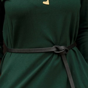Cintura in pelle con nodo, cintura nera da abito, stile minimalista, cintura nera da donna, cintura con nodo