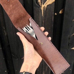Portaposate fatto a mano, portaposate in pelle, porta cucchiaio in pelle, porta forchetta e coltello, custodia per attrezzi da campeggio