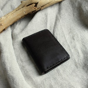 Bifold Leder Brieftasche für Männer Minimalistische Leder Brieftasche, Schlanke Kartenhalter, Kleine Herren Brieftasche, Braune Einfache Brieftasche, Braune Leder Brieftasche Bild 2