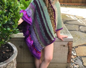 Gebreid ponchopatroon: Easy Stash Buster Project - meerdere maten (2T tot kleine volwassene) (pdf-patroon)