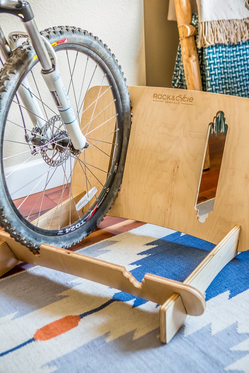 Bike floor on sale stand diy