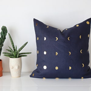 Navy Blue Linen Pillow Cover with Gold Moon Print / Moon Phases Metallic Indigo Lunar Calendar Decorative Throw Cushion Bedding Accent Toss
