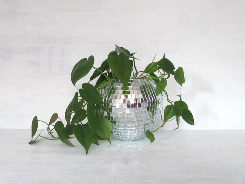 Disco Ball Planter / Silver Mirror Hanging Plant Pot Unique Planter Morror Ball Chrome Decor Indoor Outdoor Globe Sphere Vase Silver Modern image 1