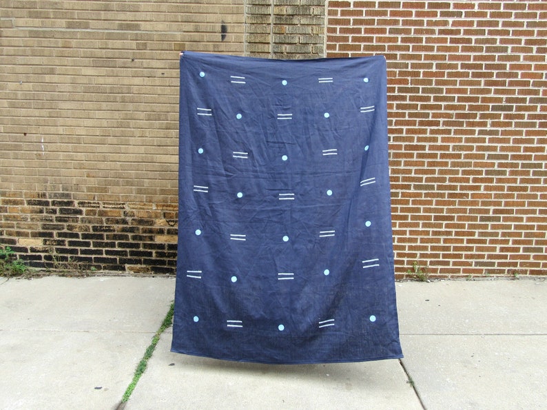 Navy Blue Linen Throw / White Light Blue Block Printed Linen Beach Blacket Table Cloth Curtain Flax Bedding Cover Wall Hanging Geometric image 2