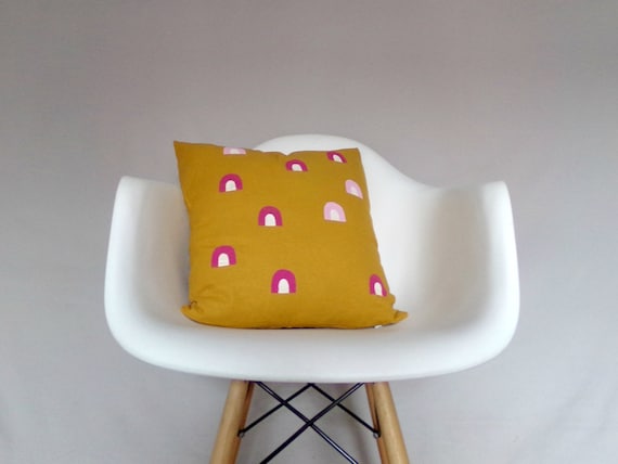 Bright Pink And White Geometric Decorative Throw Pillow Cover Bright Pink And White Geometric Decorative Throw Pillow Cover