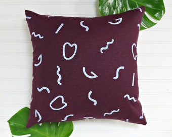 Maroon Linen Pillow Cover with Light Blue Squiggle Print // Block Printed Wiggles Burgundy Chianti Flax Decorative Throw Cushion Bedding