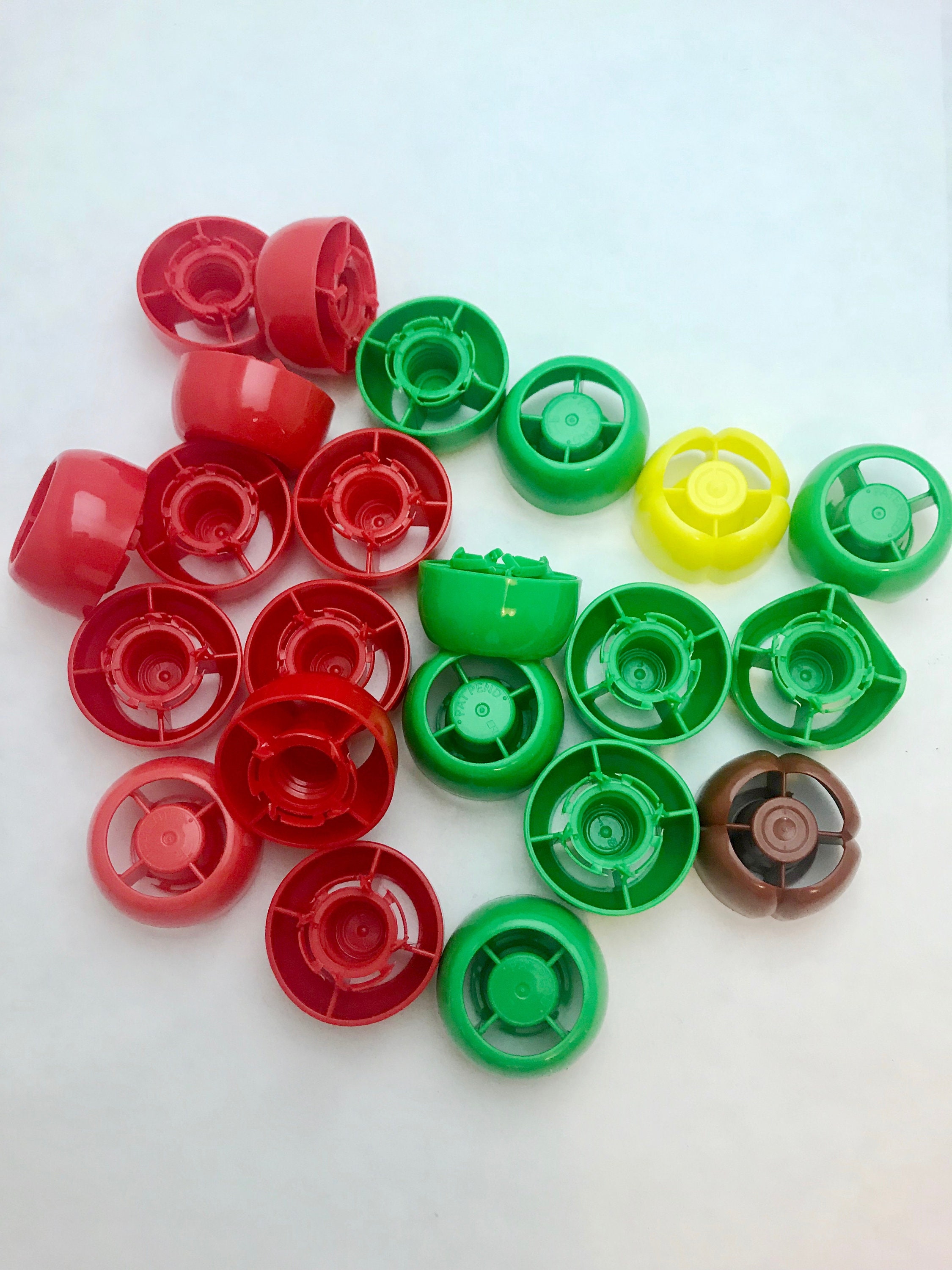 Upcycled Plastic Lids, Baby Food Pouch Caps, Plastic Caps, Plastic