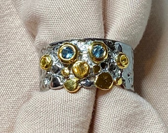 size 8 Blue Sapphires Ring with gold accents - Unique Gemstone Ring - Gift for Woman