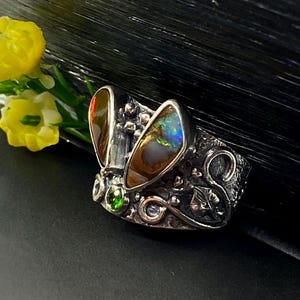 Australian Opal Ammolite Ring: Sterling Silver Artisan Ring, Size 7 1/2 - 7 3/4 Bild 4