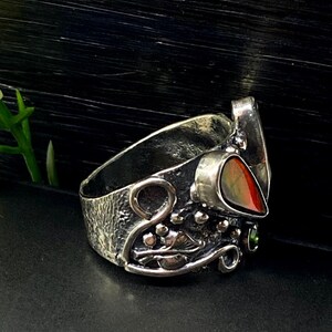 Australian Opal Ammolite Ring: Sterling Silver Artisan Ring, Size 7 1/2 - 7 3/4 Bild 13