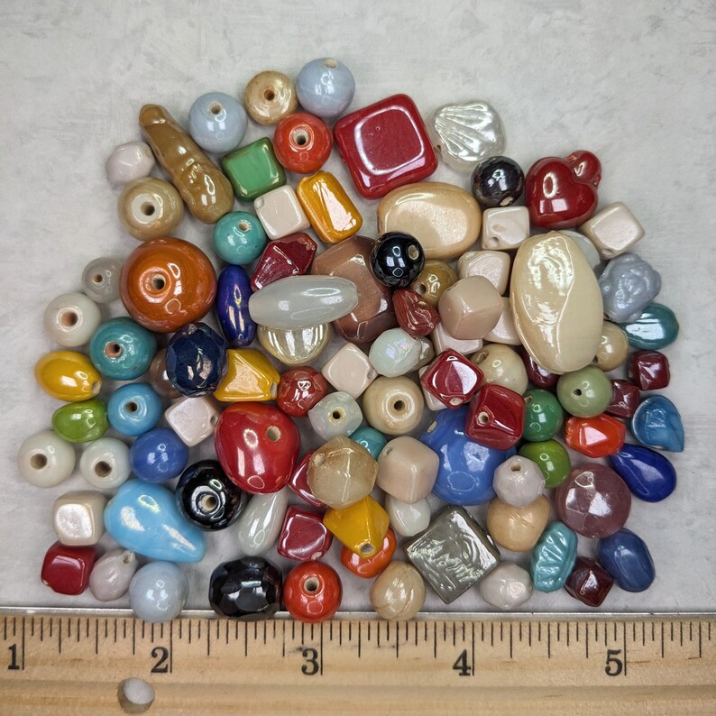 90pcs Mixed Glass Beads, 1/4 Lb, Assorted Glass Beads Jewelry Making