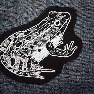 Frog Patch - goblincore, toad, sew on, animal, gothic patches, witchcraft, woodland, witch patch, nature punk patches, occult, for jackets