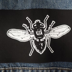 Fly Patch - insect patch, horror patch, black metal, crust punk rock, goblincore, bugs, flies, satanic, occult, patch for jackets, jeans diy