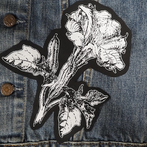 Datura patch: Screen printed cotton sew on patch for jacket, jeans | Goth Occult Horror Witch patches by ToothXNail