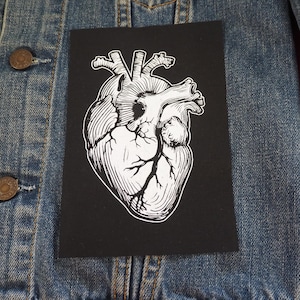 Anatomische hartpatch: katoenen naaipatch met zeefdruk voor jas, jeans | Gothpunk Occult Horror-patches van ToothXNail