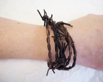 Barbed Wire Leather Bracelet - Chestnut brown, grunge jewelry, post apocalyptic jewellery, barb wire, cuff, wrist band, cosplay, wasteland