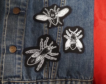 Patch met vliegen: gezeefdrukte katoenen naaipatches voor jas, spijkerbroek | Gothpunk, horror occulte vliegpatches van ToothXNail