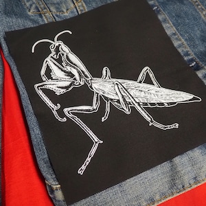 Patch bidsprinkhaan - insectenpatch, natuurgoblincore, crust punk, horror patch, patches voor jas, voor jeans, kleding, griezelig crawly, bug