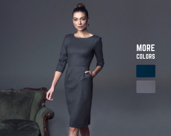 Vestido de tubo de lana gris con forro rojo vestido formal
