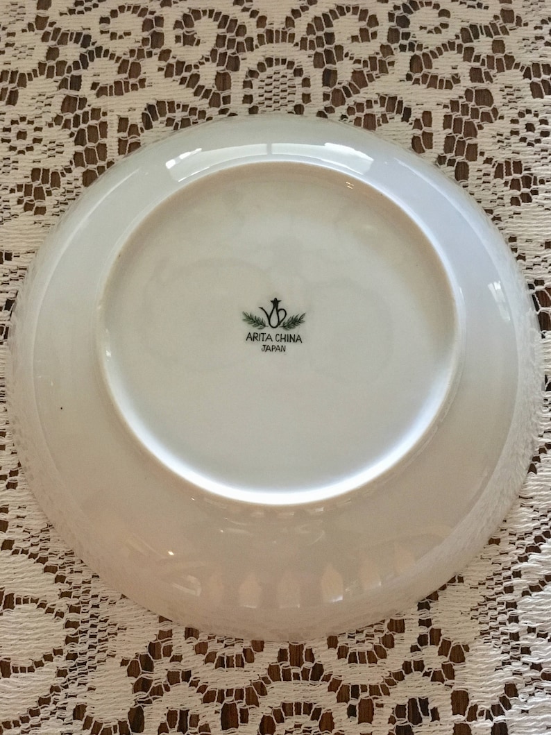 Beautiful mid-century maple leaves patterned Arita China JAPAN teacups and bowls each 12
